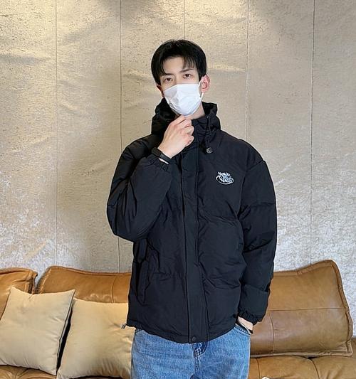 王者荣耀联名棉服的售价是多少？