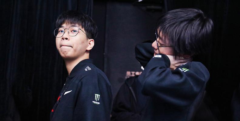 英雄联盟中的LR是什么意思？它代表了什么？