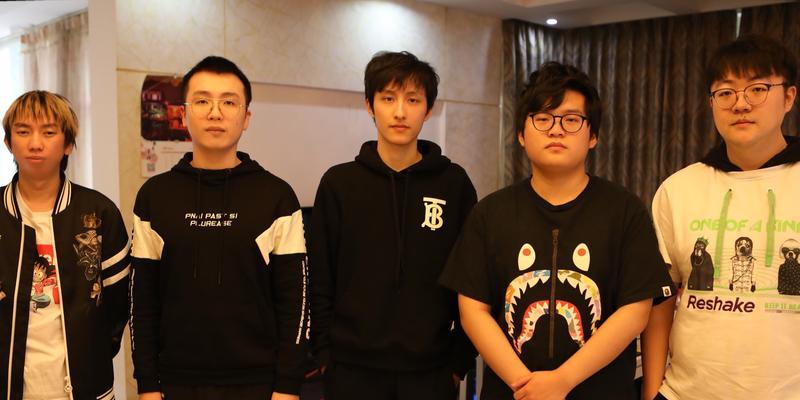英雄联盟与英雄联盟wegame的区别是什么？两者之间有何不同？